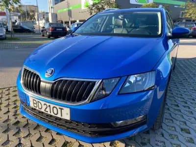 Vendo Skoda Octavia Break 2020 - 14750 EUR, 220634 km - AUTO.MOTO.pt