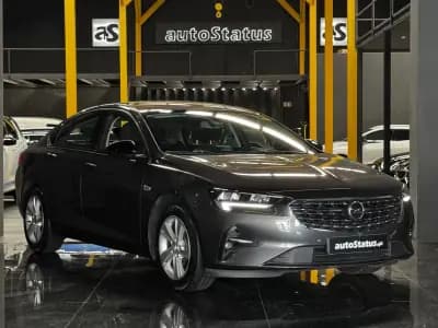Vendo Opel Insignia Grand Sport 2022 - 17990 EUR, 102300 km - AUTO.MOTO.pt