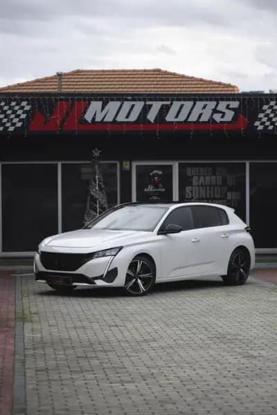 Vendo Peugeot 308 2022 - 22900 EUR, 133639 km - AUTO.MOTO.pt