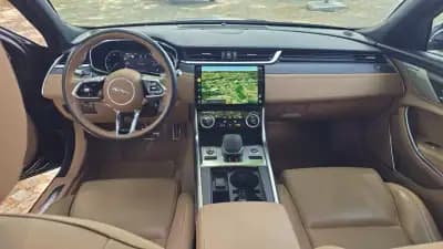 Sell Jaguar XF 2023 - 36450 EUR, 62500 km - AUTO.MOTO.pt