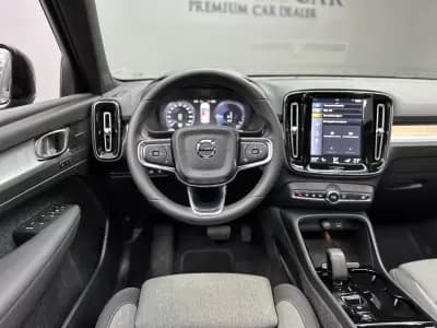 Vendo Volvo XC 40 2023 - 44500 EUR, 15000 km - AUTO.MOTO.pt