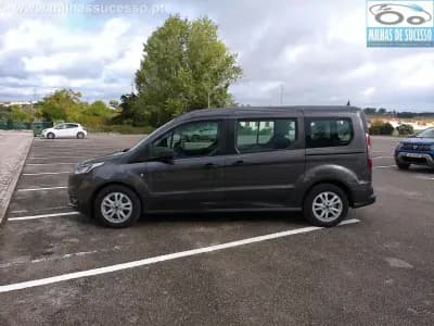 Sell Ford Tourneo Connect 2020 - 19980 EUR, 108000 km - AUTO.MOTO.pt