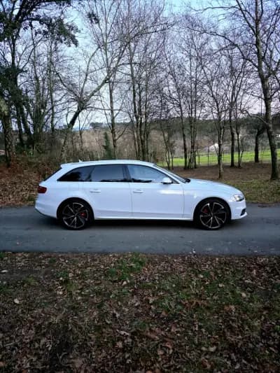 Vendo Audi A4 Avant 2014 - 16990 EUR, 167000 km - AUTO.MOTO.pt