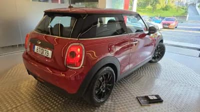 Vendo MINI One 2015 - 10900 EUR, 134360 km - AUTO.MOTO.pt