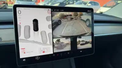 Vendo Tesla Model 3 2022 - 31900 EUR, 57000 km - AUTO.MOTO.pt