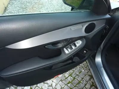 Sell Mercedes-Benz C 300 2020 - 28900 EUR, 90842 km - AUTO.MOTO.pt