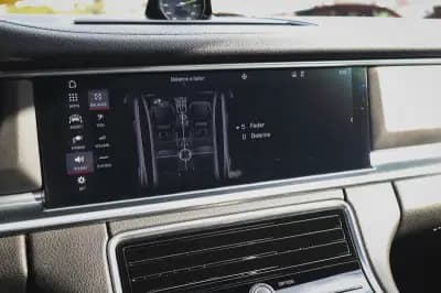 Sell Porsche Panamera Sport Turismo 2019 - 69880 EUR, 97640 km - AUTO.MOTO.pt