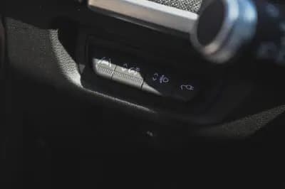 Vendo Renault Zoe 2022 - 19880 EUR, 5620 km - AUTO.MOTO.pt