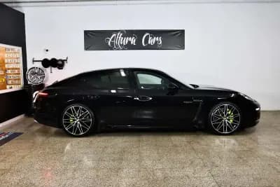 Vendo Porsche Panamera 2016 - 53900 EUR, 92706 km - AUTO.MOTO.pt