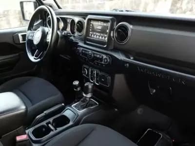 Vendo Jeep Wrangler Unlimited 2019 - 64900 EUR, 48974 km - AUTO.MOTO.pt