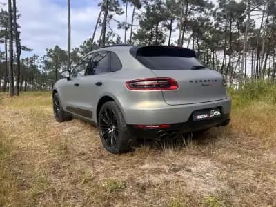 Vendo Porsche Macan 2016 - 42900 EUR, 145000 km - AUTO.MOTO.pt