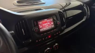 Sell Fiat 500L 2014 - 7990 EUR, 133000 km - AUTO.MOTO.pt