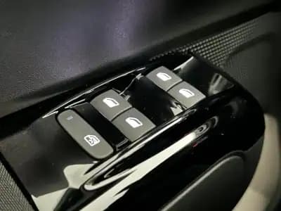 Vendo Citroën C3 2022 - 13900 EUR, 90035 km - AUTO.MOTO.pt