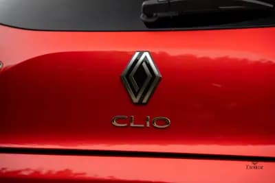 Vendo Renault Clio 2025 - 17900 EUR, 6300 km - AUTO.MOTO.pt