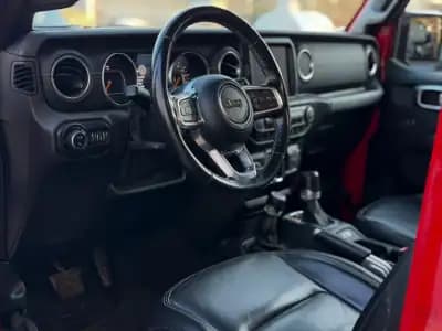 Sell Jeep Gladiator 2021 - 68000 EUR, 63154 km - AUTO.MOTO.pt