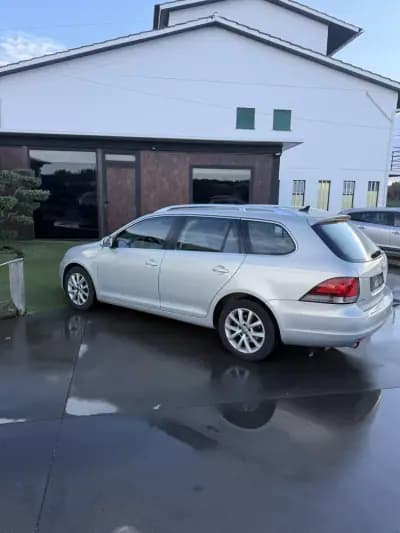 Vendo Volkswagen Golf Variant 2012 - 5750 EUR, 297582 km - AUTO.MOTO.pt