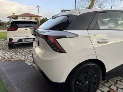 Vendo MG MG4 2023 - 18990 EUR, 59000 km - AUTO.MOTO.pt