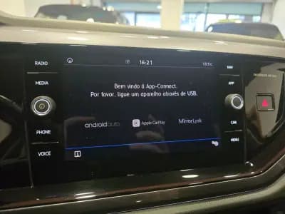 Vendo Volkswagen Polo 2018 - 16480 EUR, 138507 km - AUTO.MOTO.pt