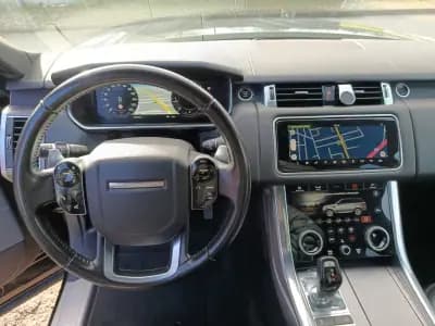 Vendo Land Rover Range Rover Sport 2018 - 39900 EUR, 180000 km - AUTO.MOTO.pt