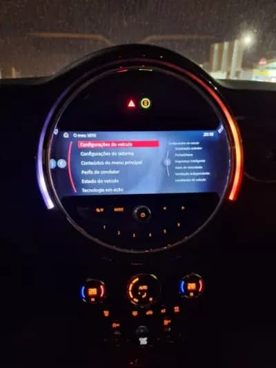 Vendo MINI Cooper 2023 - 23995 EUR, 20000 km - AUTO.MOTO.pt