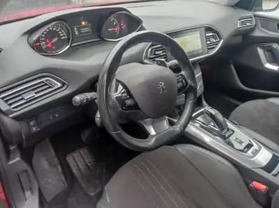 Vendo Peugeot 308 2019 - 12990 EUR, 77000 km - AUTO.MOTO.pt