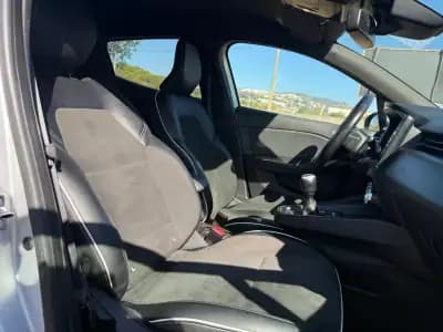 Vendo Renault Clio 2020 - 13480 EUR, 93000 km - AUTO.MOTO.pt