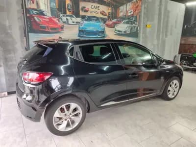 Vendo Renault Clio 2017 - 10500 EUR, 112820 km - AUTO.MOTO.pt