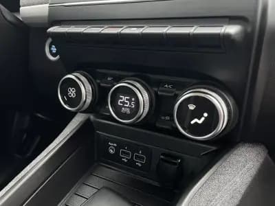 Vendo Renault Zoe 2020 - 15250 EUR, 80651 km - AUTO.MOTO.pt