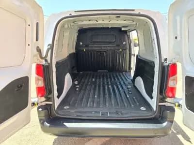 Sell Fiat DOBLÒ VAN L2 BLUEHDI 1.5 100CV S&S 2023 - 16000 EUR, 168073 km - AUTO.MOTO.pt