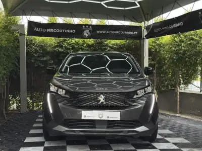 Vendo Peugeot 3008 2022 - 22900 EUR, 94000 km - AUTO.MOTO.pt