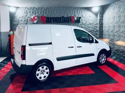 Sell Peugeot e-Partner 2017 - 10990 EUR, 23174 km - AUTO.MOTO.pt