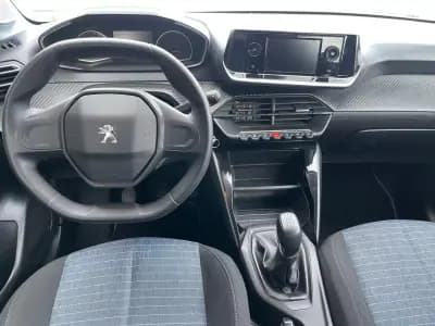 Vendo Peugeot 208 2021 - 11900 EUR, 52000 km - AUTO.MOTO.pt