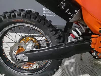 Vendo mota KTM SX 300 2023 - 10500 EUR, 77 km - AUTO.MOTO.pt