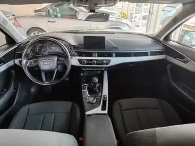 Vendo Audi A4 Avant 2016 - 16250 EUR, 212000 km - AUTO.MOTO.pt