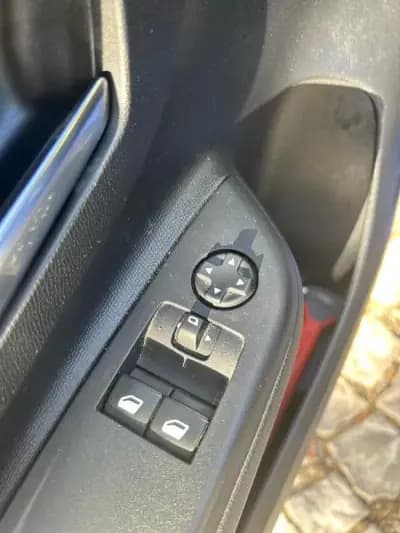 Vendo Opel Corsa 2022 - 13950 EUR, 149000 km - AUTO.MOTO.pt