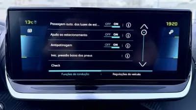 Sell Peugeot e-2008 2020 - 18900 EUR, 53838 km - AUTO.MOTO.pt