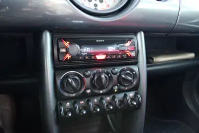 Vendo MINI 2006 - 6400 EUR, 252417 km - AUTO.MOTO.pt