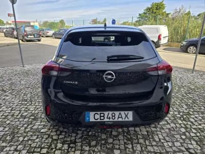 Vendo Opel Corsa-e 2023 - 17950 EUR, 9000 km - AUTO.MOTO.pt