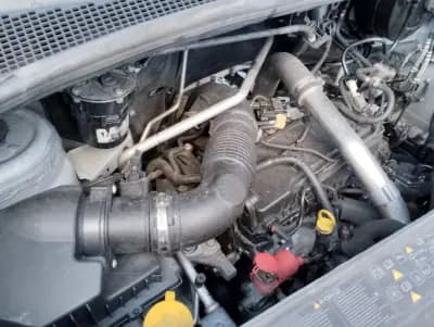 Vendo Opel Movano 2019 - 13750 EUR, 220000 km - AUTO.MOTO.pt