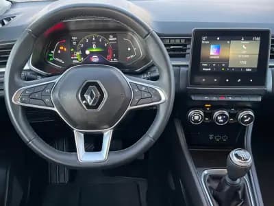 Sell Renault Captur 2022 - 17300 EUR, 89000 km - AUTO.MOTO.pt