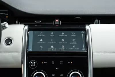 Vendo Land Rover Discovery Sport 2021 - 36950 EUR, 63000 km - AUTO.MOTO.pt