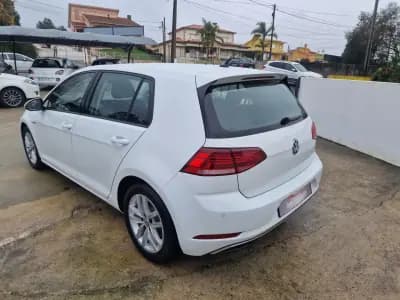 Vendo Volkswagen Golf 2019 - 18999 EUR, 139668 km - AUTO.MOTO.pt