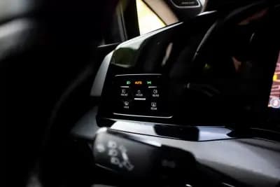 Vendo Volkswagen Golf 2022 - 34990 EUR, 72017 km - AUTO.MOTO.pt