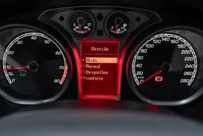 Sell Ford Focus 2009 - 44950 EUR, 132000 km - AUTO.MOTO.pt