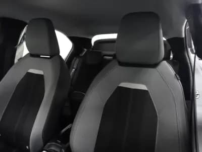 Vendo Opel Mokka-e 2023 - 20900 EUR, 11000 km - AUTO.MOTO.pt