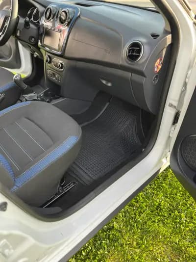 Sell Dacia Sandero 2020 - 13400 EUR, 21890 km - AUTO.MOTO.pt