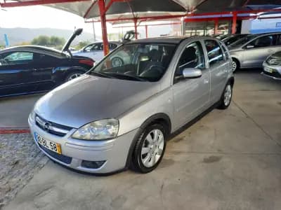 Vendo Opel Corsa 2006 - 4750 EUR, 195121 km - AUTO.MOTO.pt