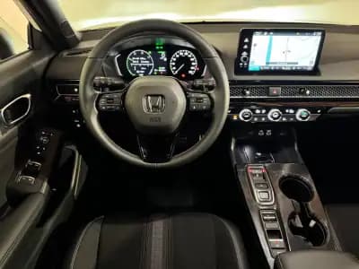 Vendo Honda Civic 2025 - 43000 EUR, 100 km - AUTO.MOTO.pt