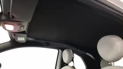 Vendo Fiat 500C 2022 - 14000 EUR, 30638 km - AUTO.MOTO.pt