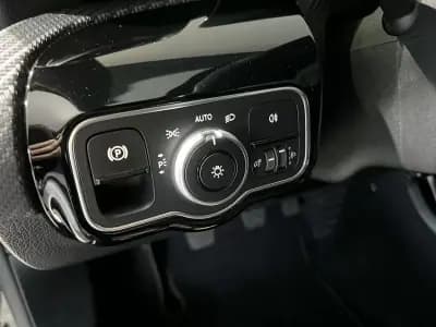 Sell Mercedes-Benz A 180 2020 - 22600 EUR, 115292 km - AUTO.MOTO.pt